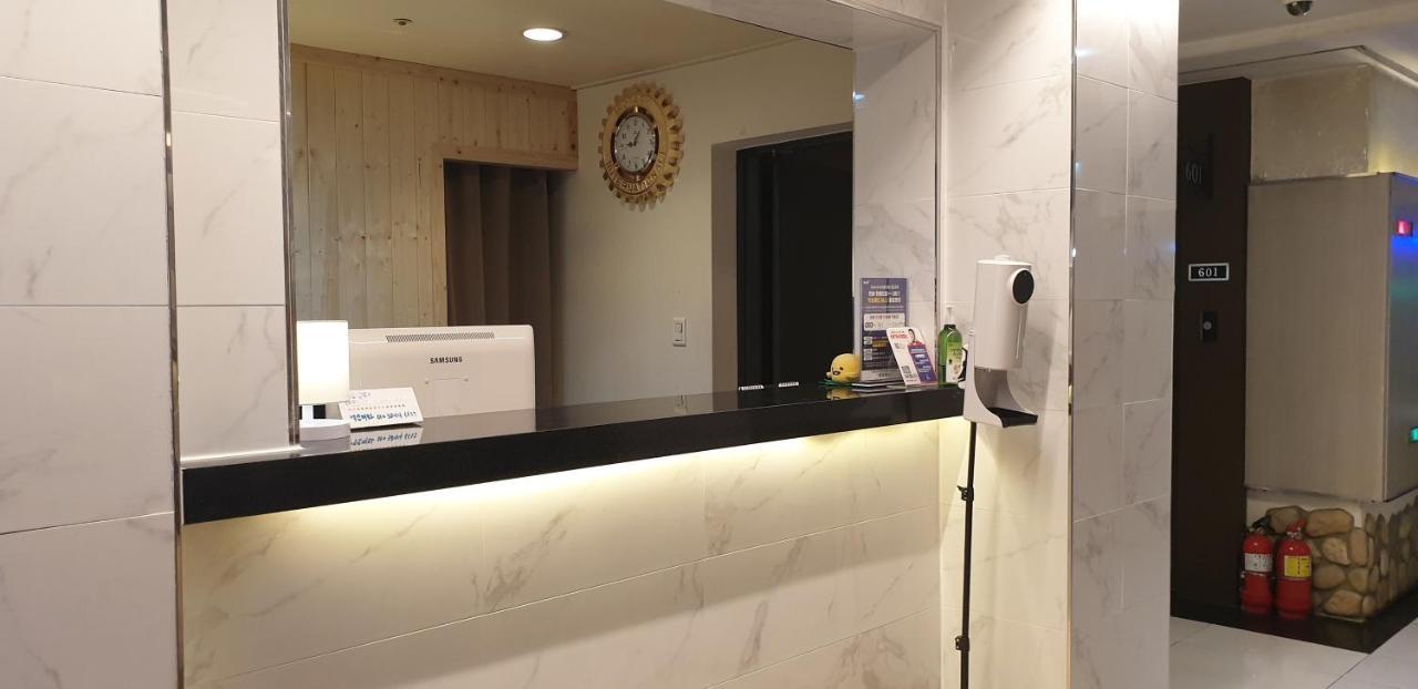 Gimhae Business Hotel K Kültér fotó