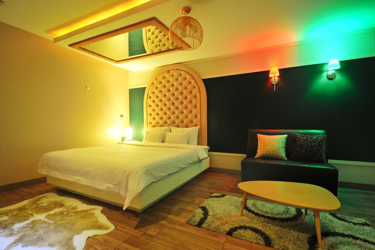 Gimhae Business Hotel K Kültér fotó