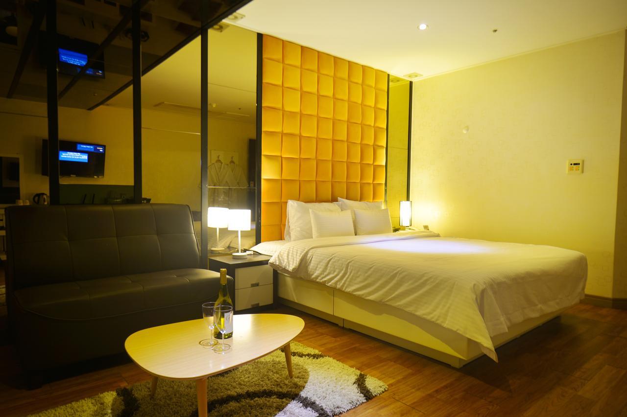 Gimhae Business Hotel K Kültér fotó