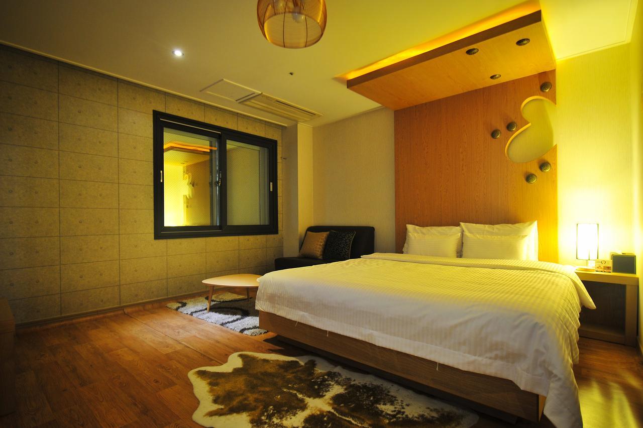Gimhae Business Hotel K Kültér fotó