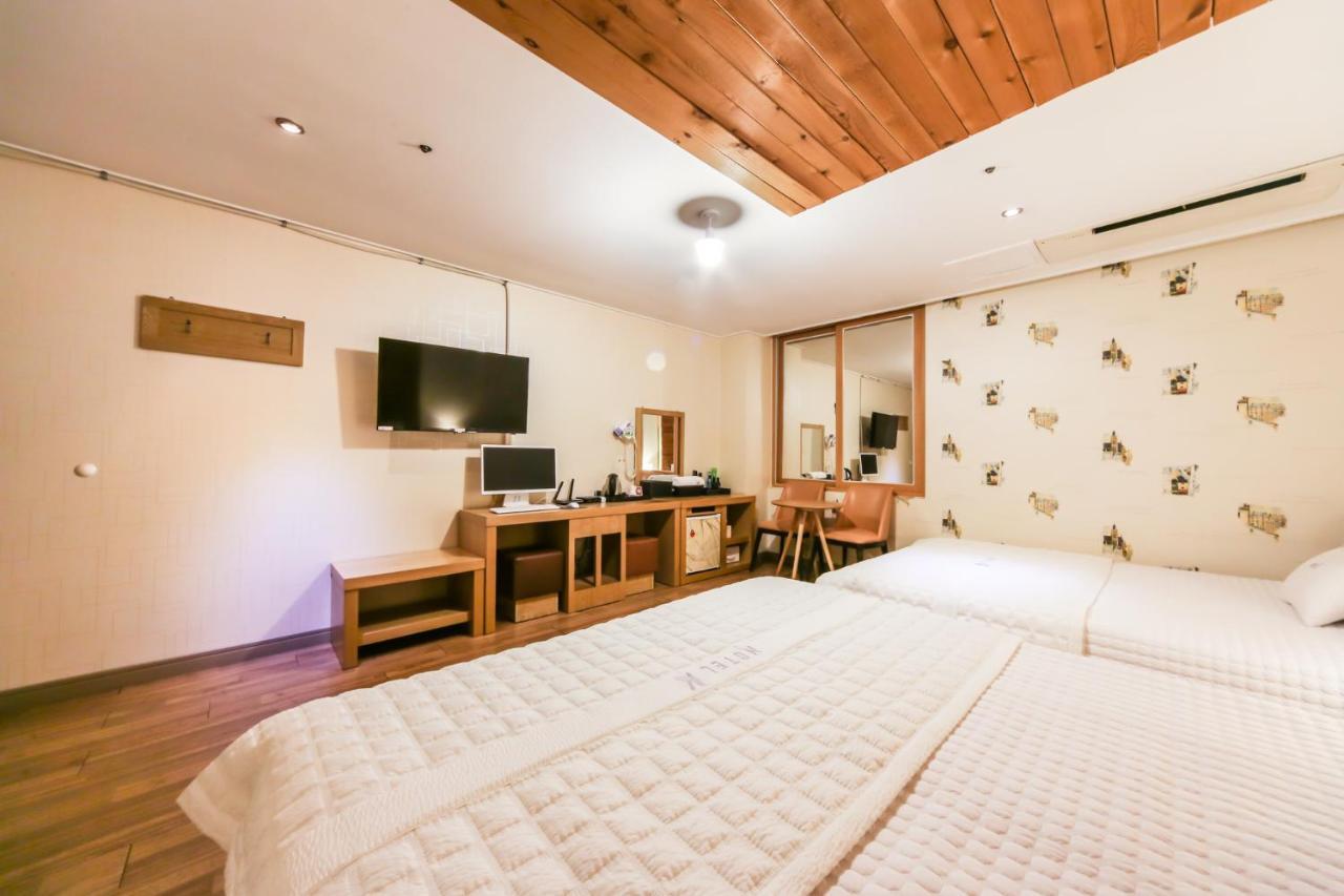 Gimhae Business Hotel K Kültér fotó
