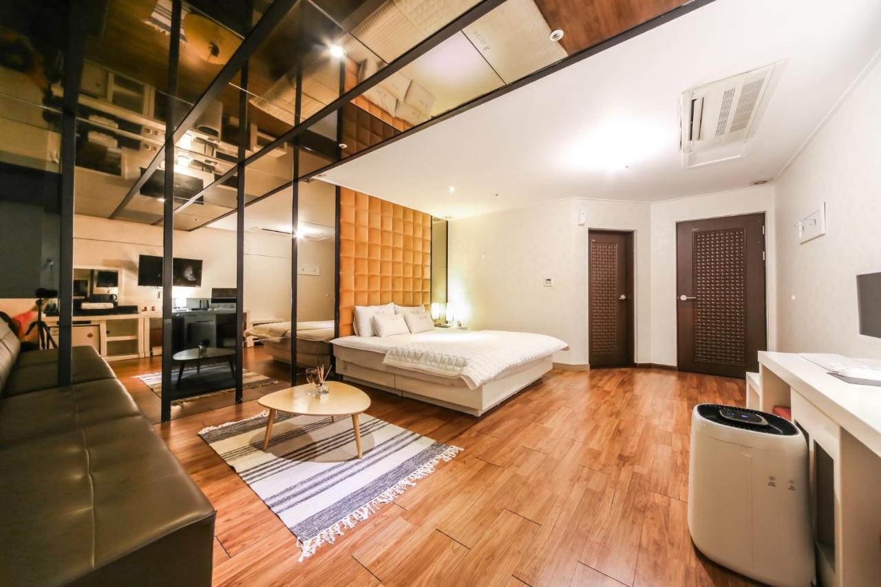 Gimhae Business Hotel K Kültér fotó